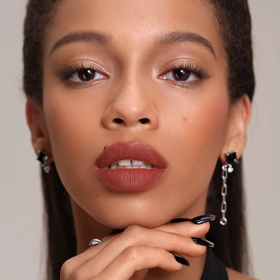 Do you need the best purple lip gloss? Why not try this?