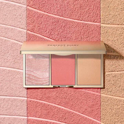 All You Need to Know About Highlighter Stick Makeup